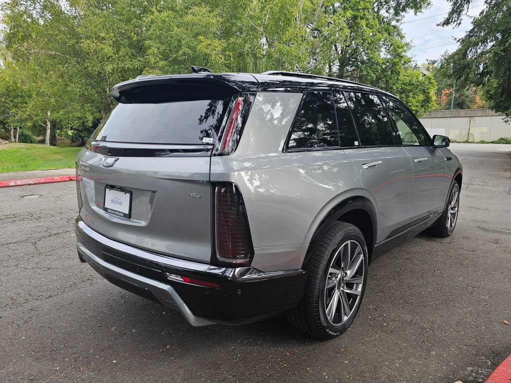 New 2027 Cadillac Vistiq Luxury AWD/4WD image 7