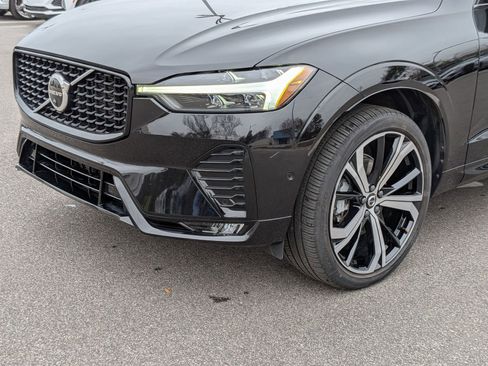 Used 2023 Volvo XC60 B5 Ultimate w/ Climate Package AWD/4WD image 9