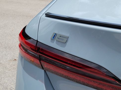 New 2026 BMW i5 M60 AWD/4WD image 6