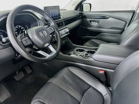 Certified 2024 Honda Pilot Touring image 9