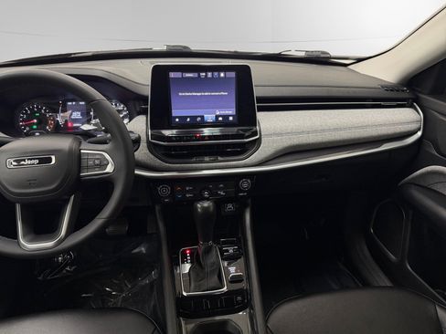 Used 2022 Jeep Compass Latitude AWD/4WD image 11