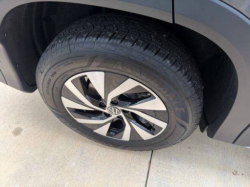 New 2026 Volkswagen Tiguan S image 12