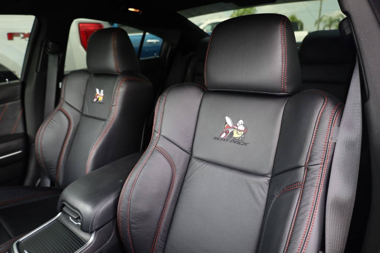 Used 2023 Dodge Charger Scat Pack RWD image 5