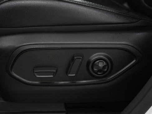Used 2024 Jeep Grand Cherokee Limited AWD/4WD image 29