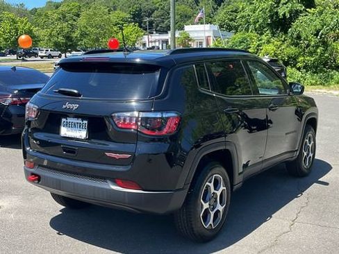 Used 2022 Jeep Compass Trailhawk w/ Trailhawk Convenience Group AWD/4WD image 6