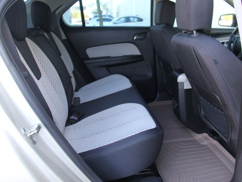 Used 2014 Chevrolet Equinox LS image 29