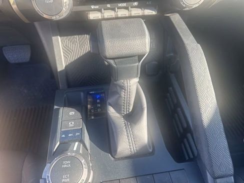 Used 2025 Toyota Tacoma SR5 image 12