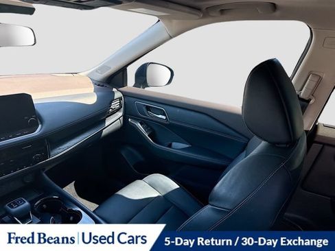 Used 2021 Nissan Rogue SL w/ Premium Package AWD/4WD image 31