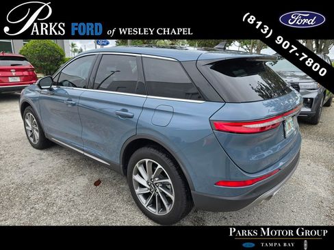 Used 2023 Lincoln Corsair FWD w/ Equipment Group 101A image 4