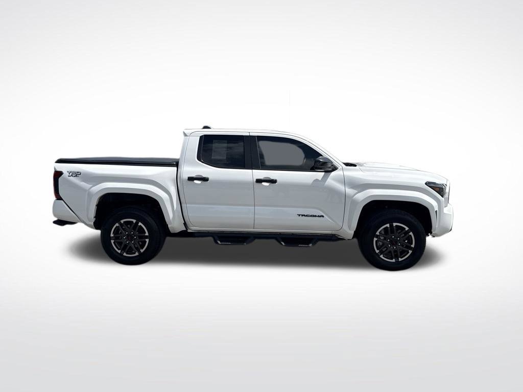 Used 2025 Toyota Tacoma TRD Sport RWD image 4