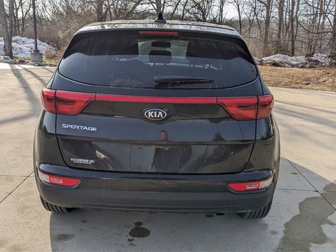 Used 2018 Kia Sportage LX image 4