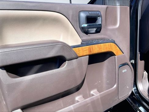 Used 2017 GMC Sierra 1500 SLT image 24