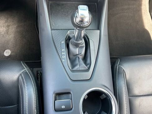 Used 2025 Ford Mustang Premium RWD image 27