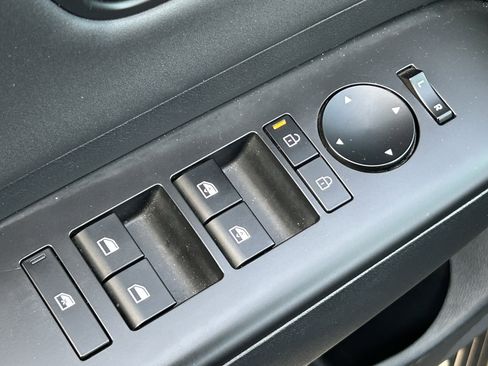 Used 2024 Hyundai Kona N Line image 22