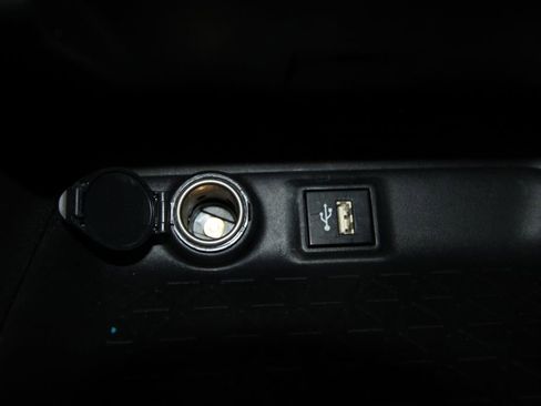 Used 2024 Toyota RAV4 XLE image 19