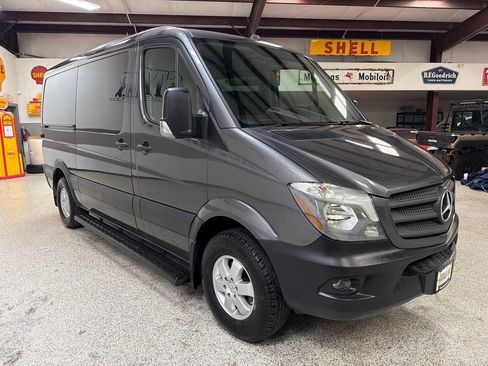 Used 2017 Mercedes-Benz Sprinter 2500 w/ Driver Comfort Package image 11