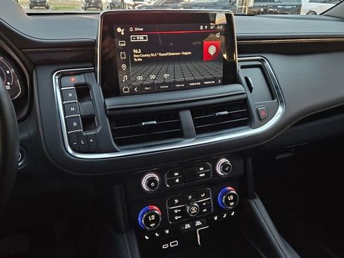 Used 2024 GMC Yukon AT4 w/ Technology Package image 14