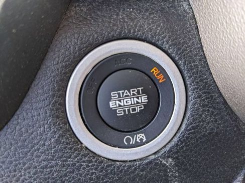 Used 2022 RAM 1500 Laramie AWD/4WD image 21