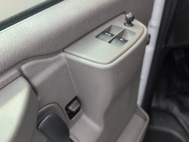 Used 2025 GMC Savana 2500 w/ Driver Convenience Package RWD image 21