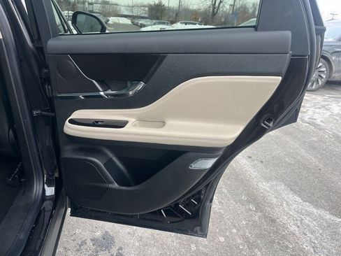 Used 2025 Lincoln Corsair Grand Touring w/ Equipment Group 301A image 20