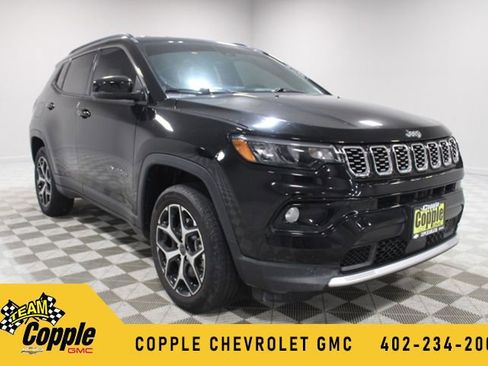 Used 2025 Jeep Compass Limited image 1