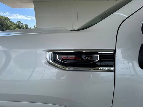 Used 2024 GMC Sierra 1500 Denali AWD/4WD image 13