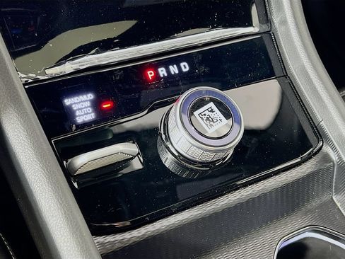 New 2026 Jeep Grand Cherokee Altitude AWD/4WD image 17