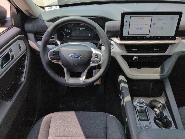 New 2026 Ford Explorer Active RWD image 16