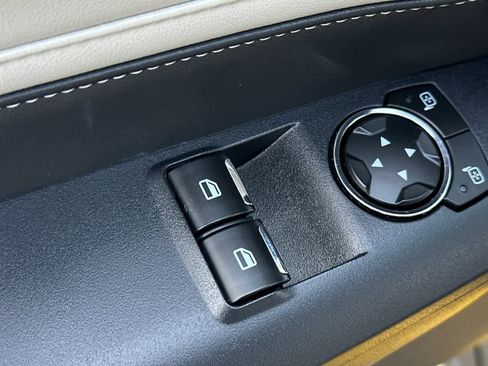 Used 2024 Ford Mustang GT Premium image 14