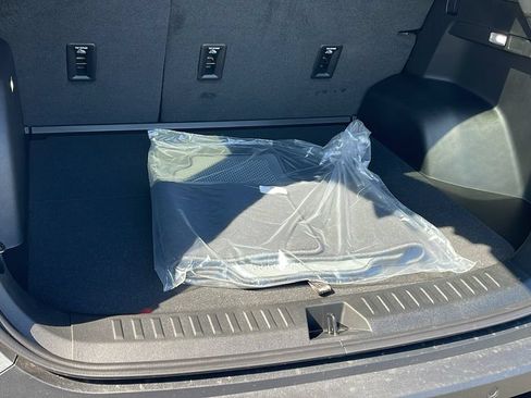 New 2026 GMC Terrain Elevation w/ Elevation Premium Package FWD image 24
