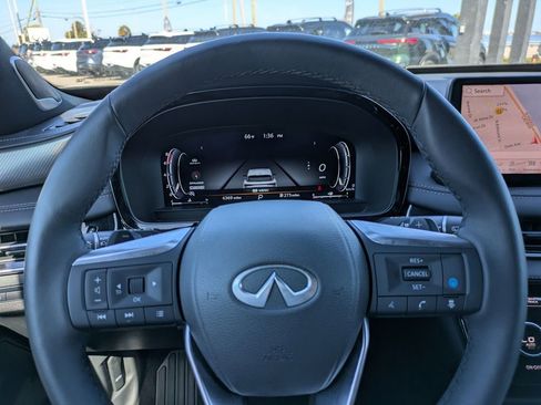Certified 2025 INFINITI QX60 Luxe w/ Black Edition image 30