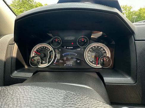 Used 2014 RAM 1500 Laramie w/ Convenience Group AWD/4WD image 38