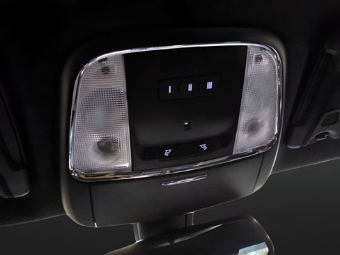 Used 2022 Dodge Charger SRT Hellcat w/ Harman/Kardon Audio Group RWD image 28