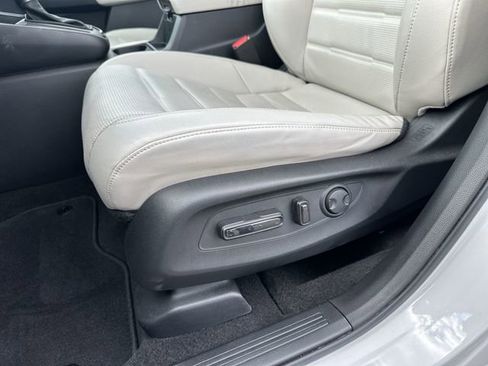 Used 2023 Honda CR-V EX-L image 27