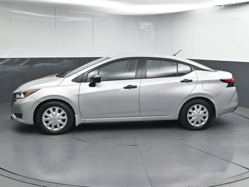 Certified 2024 Nissan Versa S w/ Trunk Package image 5