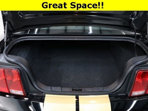 Used 2006 Ford Mustang GT image 32