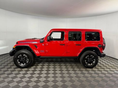 Used 2024 Jeep Wrangler Unlimited Rubicon 4xe AWD/4WD image 12