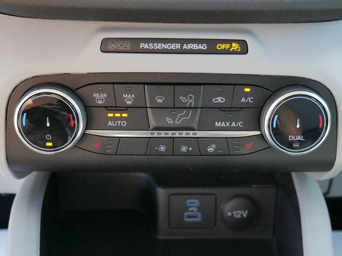 Used 2023 Ford Escape Active image 49