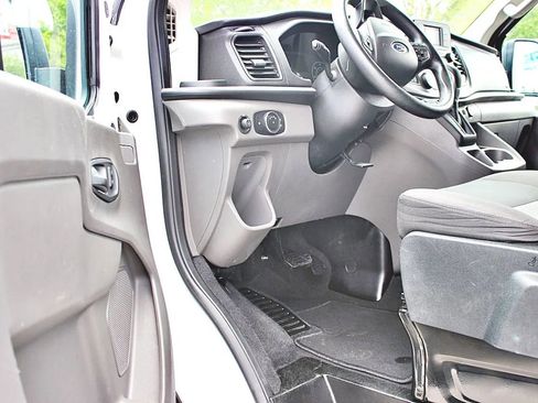 Used 2020 Ford Transit 350 XLT RWD image 11