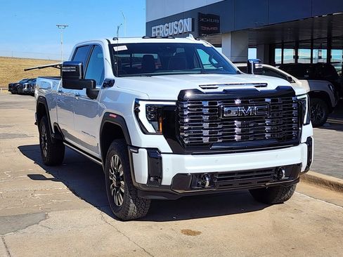 New 2026 GMC Sierra 2500 Denali Ultimate image 1