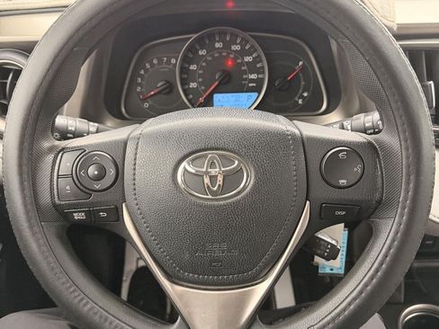Used 2014 Toyota RAV4 XLE FWD image 13