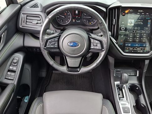 Used 2024 Subaru Ascent Onyx Edition AWD/4WD image 2