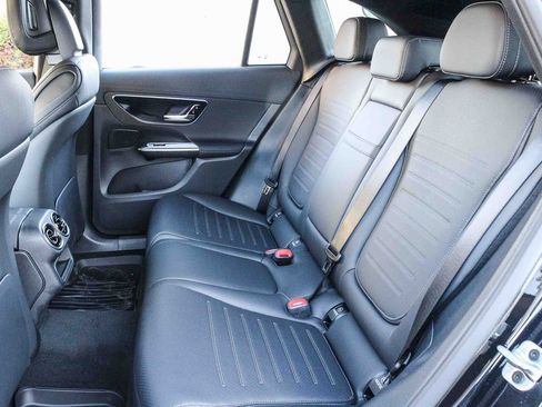 New 2026 Mercedes-Benz GLC 300 4MATIC image 18