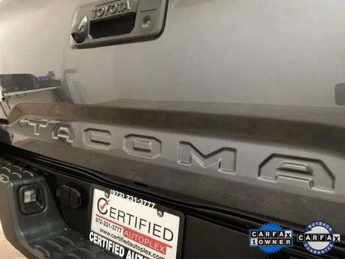 Used 2022 Toyota Tacoma SR image 90