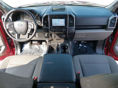 Used 2019 Ford F150 XLT w/ Equipment Group 302A Luxury AWD/4WD image 9