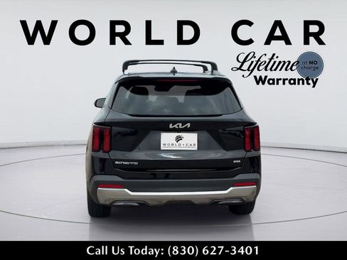 Used 2024 Kia Sorento S w/ Panoramic Sunroof Package AWD/4WD image 6