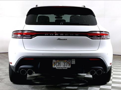 Used 2026 Porsche Macan AWD/4WD image 10