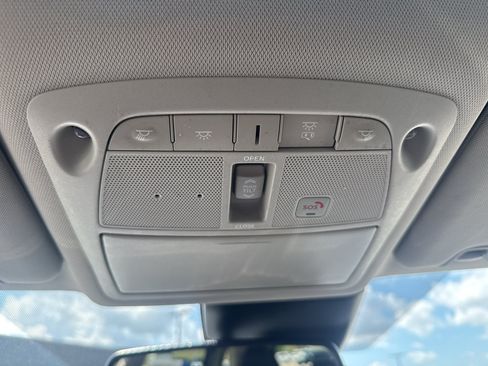 Used 2020 Nissan Rogue SL w/ Premium Package AWD/4WD image 23