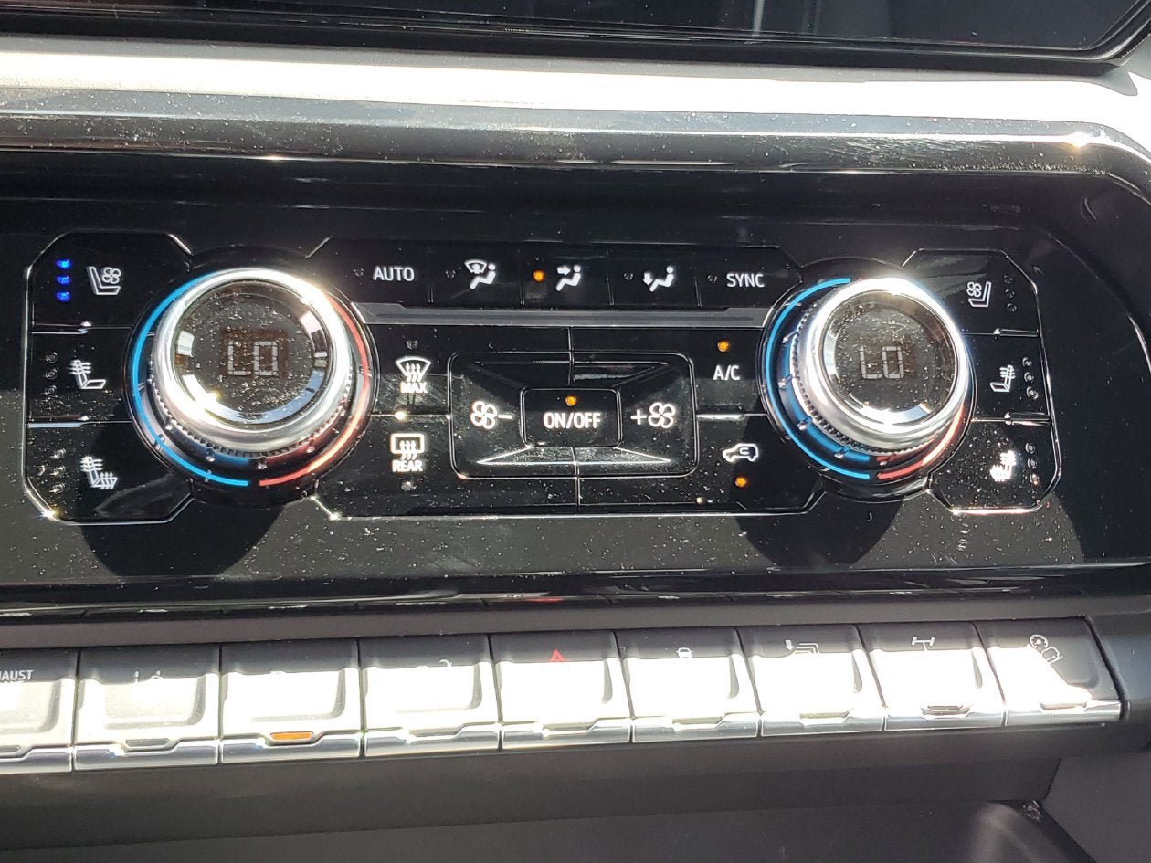 New 2026 GMC Sierra 2500 AT4X AWD/4WD image 24