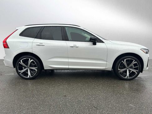 Used 2025 Volvo XC60 B5 Ultra w/ Protection Package Premier image 2